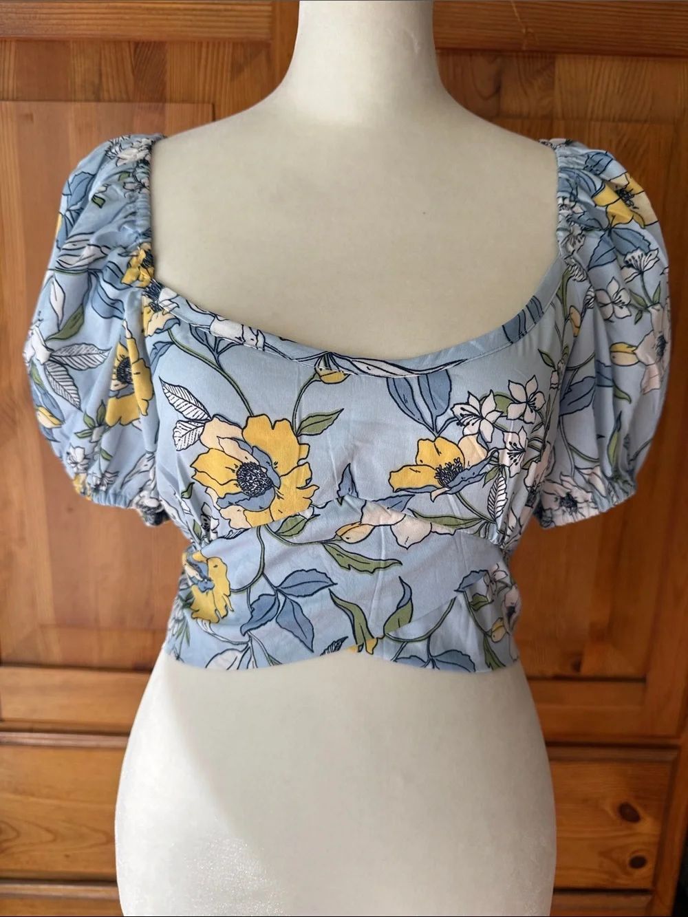 Floral Puff-Sleeve Crop Top in Light Blue and Yellow